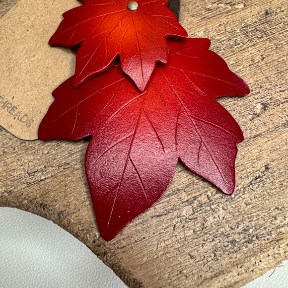 Leather Purse Charm Maple Leaf Bag Charm Genuine Leather Purse Keychain NEW - Picture 4 of 7